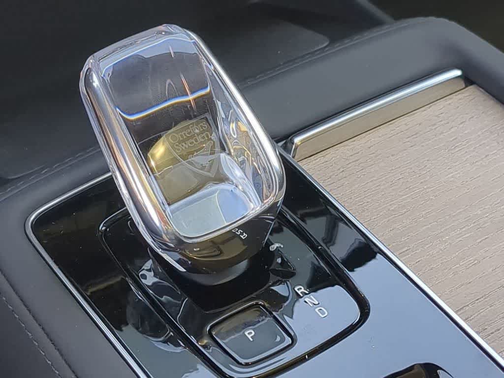 Thumbnail: 2026 Volvo XC90 - 30