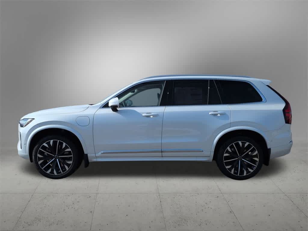 Thumbnail: 2026 Volvo XC90 - 3