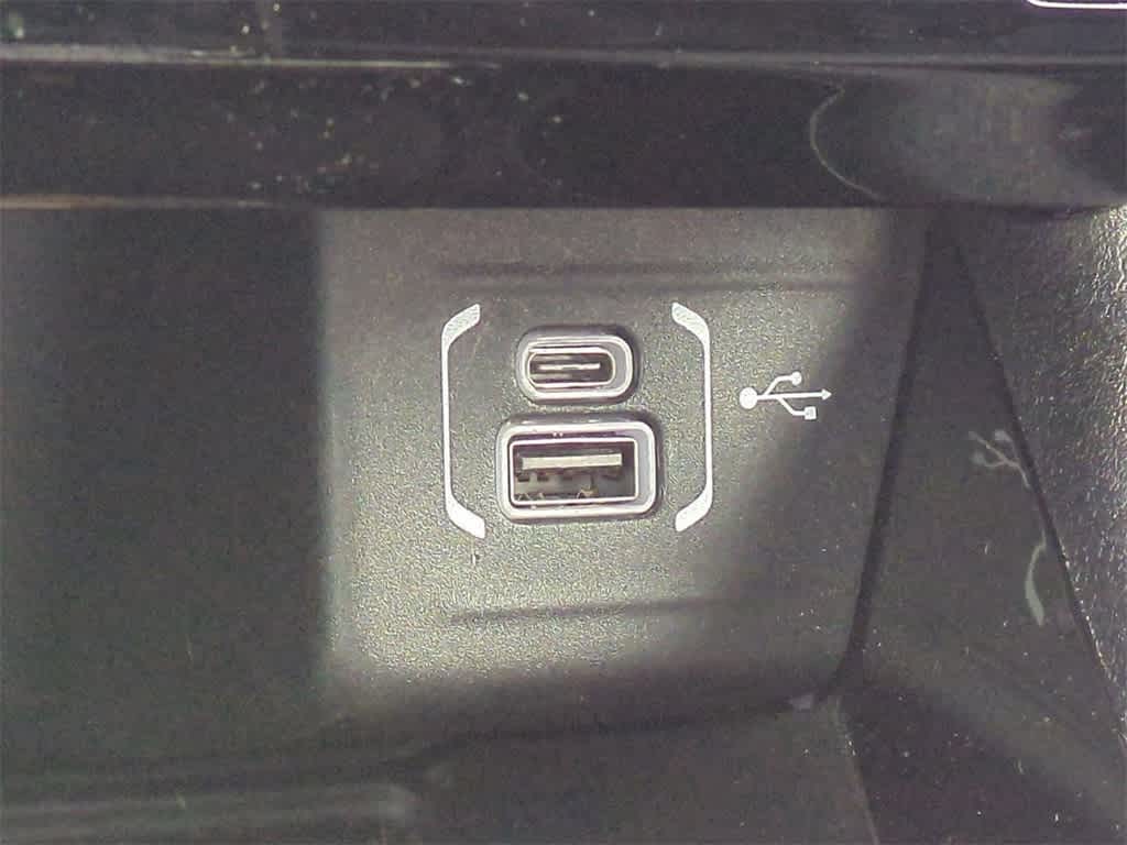 Thumbnail: 2023 Jeep Compass - 31