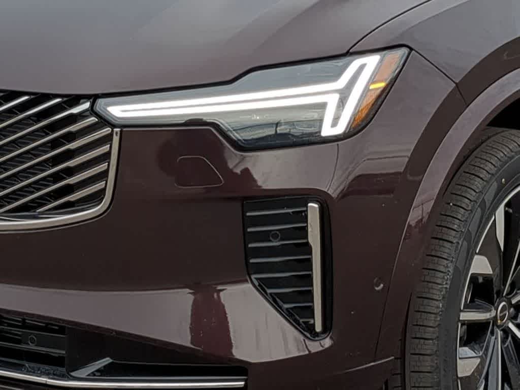 Thumbnail: 2026 Volvo XC90 - 10