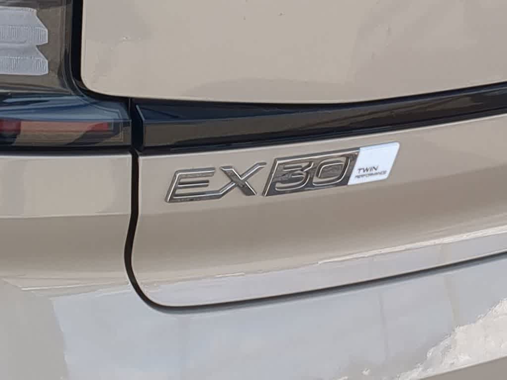 Thumbnail: 2026 Volvo EX30 - 11