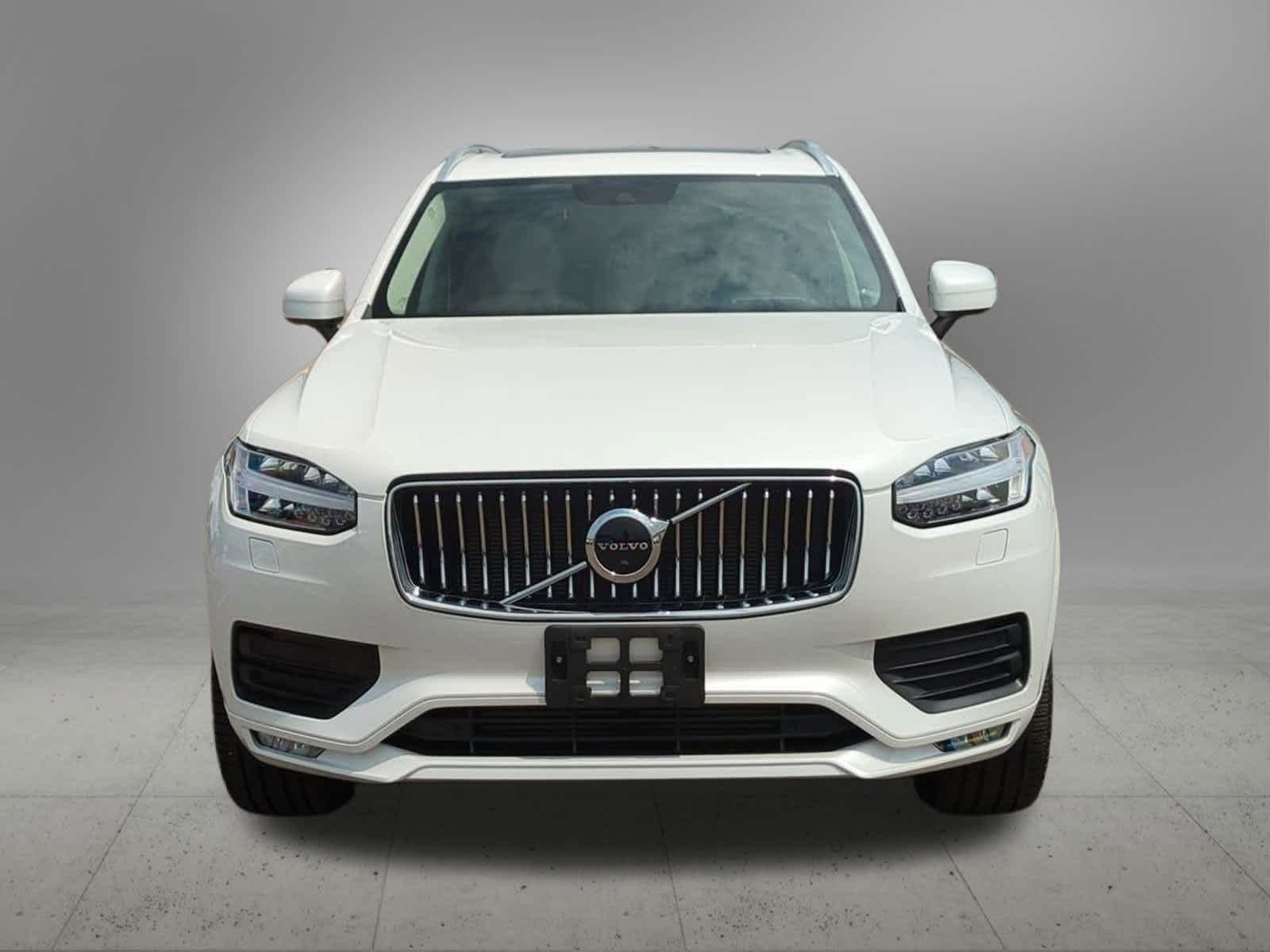 2022 Volvo XC90 T6 Momentum 9