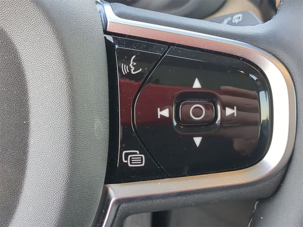 Thumbnail: 2026 Volvo XC60 - 23