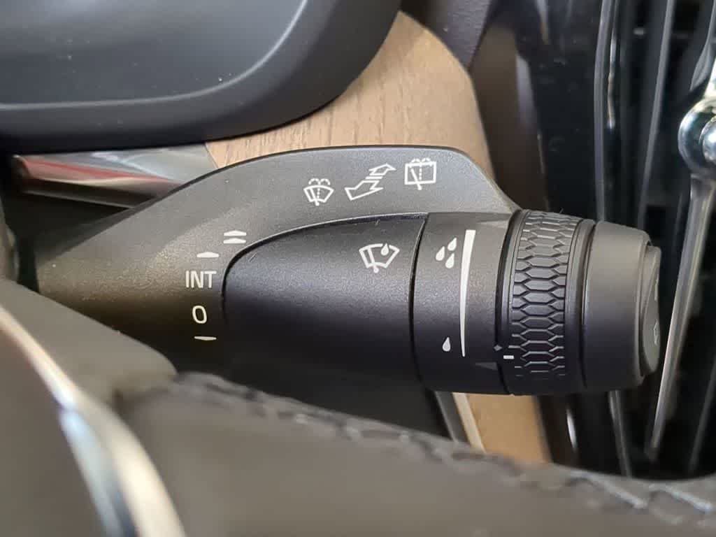 Thumbnail: 2026 Volvo XC60 - 17