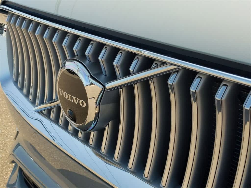 Thumbnail: 2025 Volvo XC90 - 10