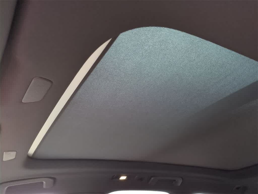 Thumbnail: 2026 Volvo XC60 - 18