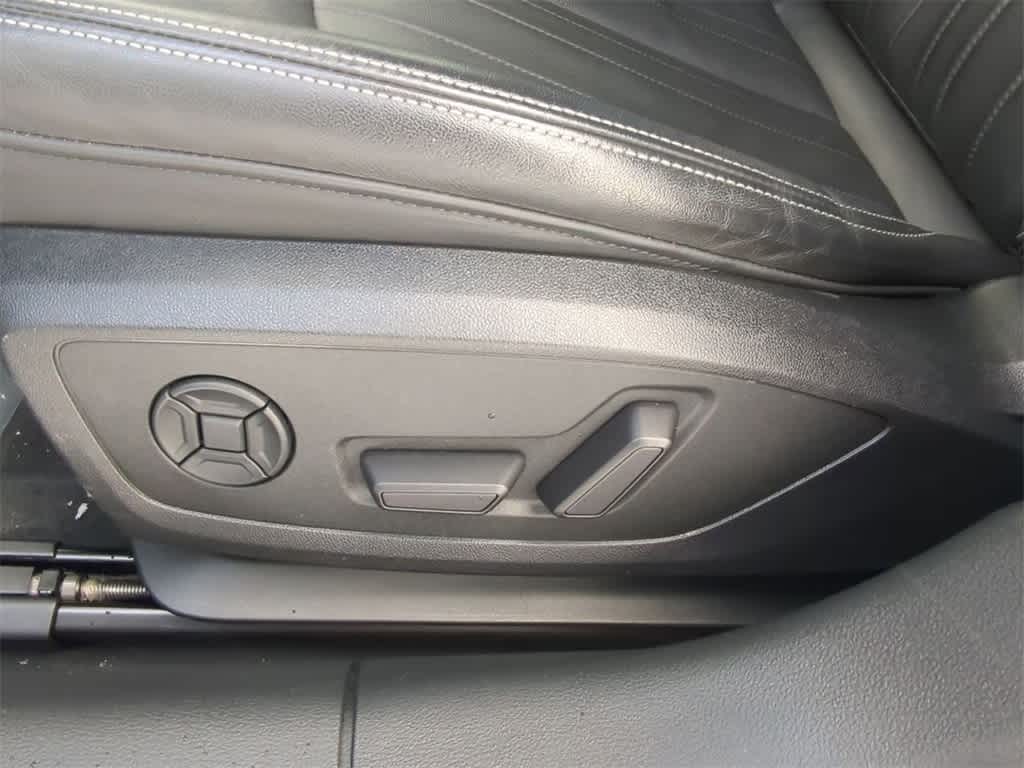 Thumbnail: 2021 Audi A6 - 16