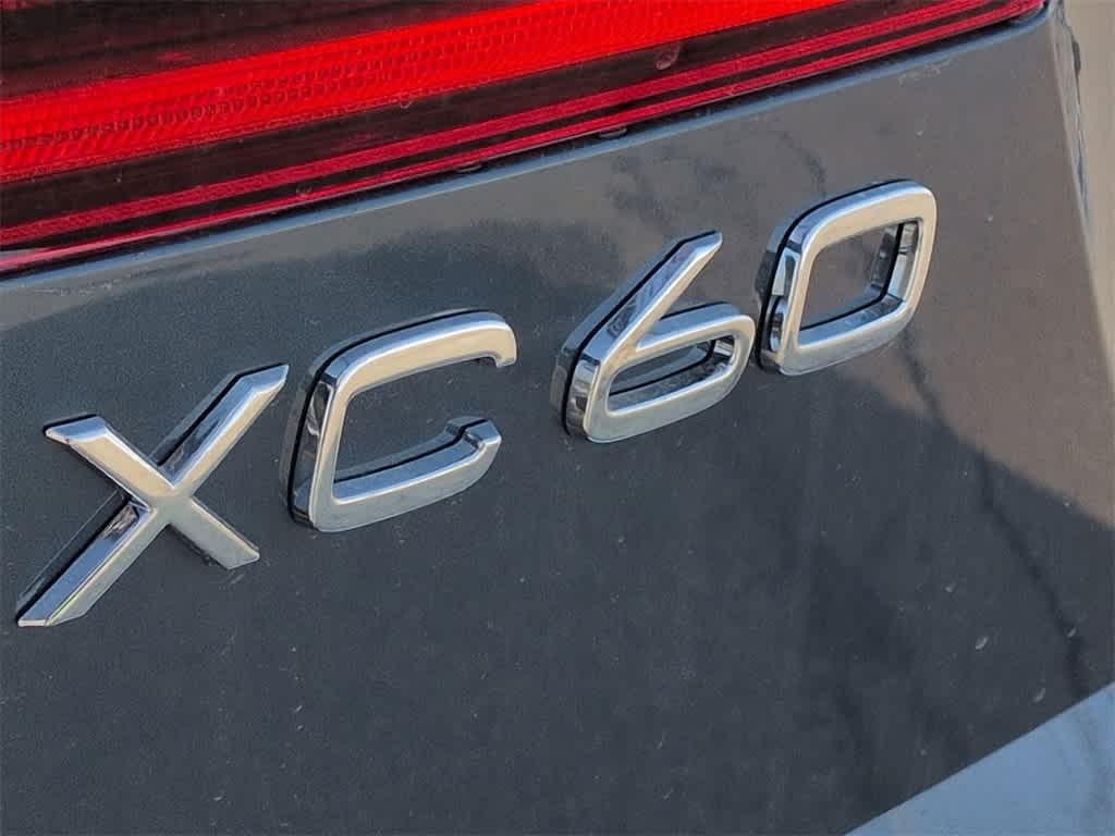 Thumbnail: 2026 Volvo XC60 - 12