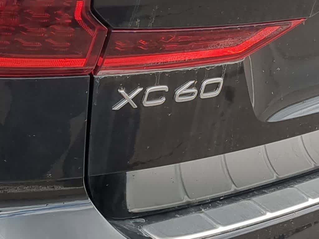 Thumbnail: 2026 Volvo XC60 - 12