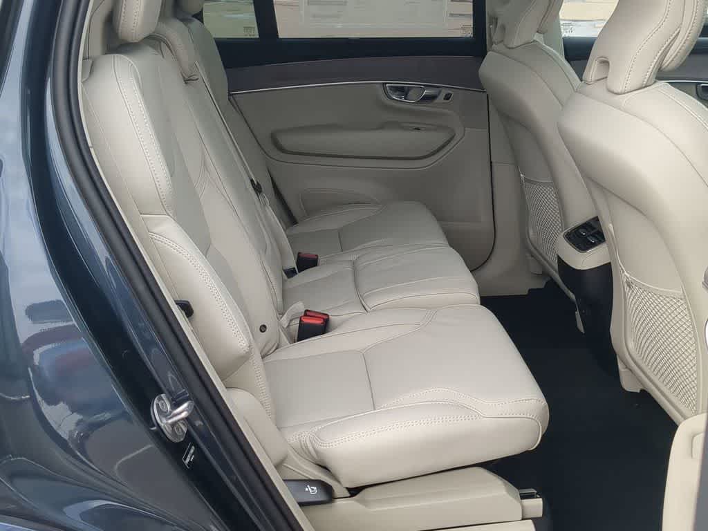 Thumbnail: 2026 Volvo XC90 - 19