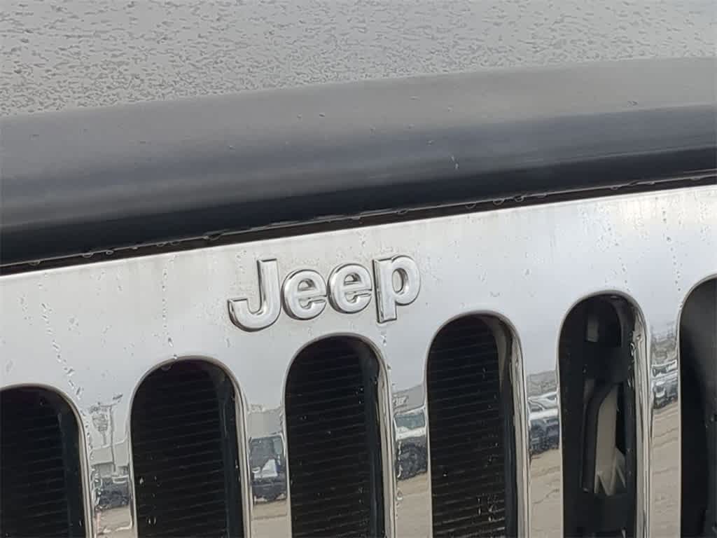 Thumbnail: 2017 Jeep Wrangler - 11