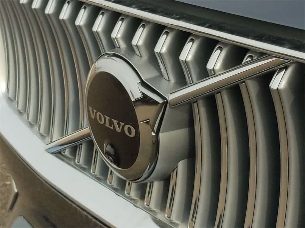 Thumbnail: 2025 Volvo XC90 - 10