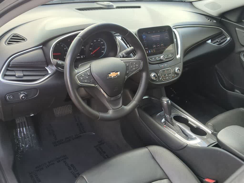 Thumbnail: 2020 Chevrolet Malibu - 2