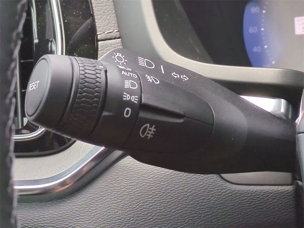 Thumbnail: 2026 Volvo S60 - 28