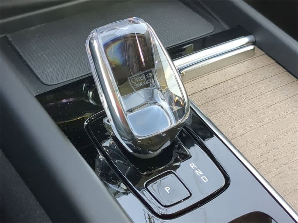 Thumbnail: 2026 Volvo XC60 - 31