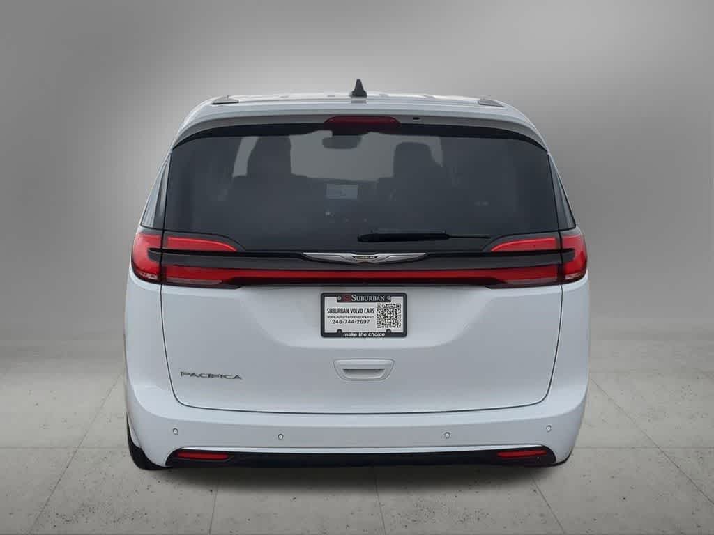 Thumbnail: 2024 Chrysler Pacifica - 5