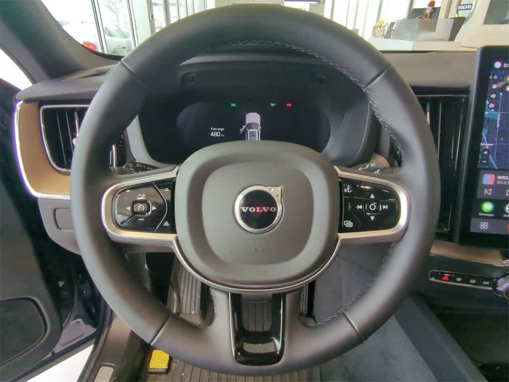 Thumbnail: 2026 Volvo XC60 - 14