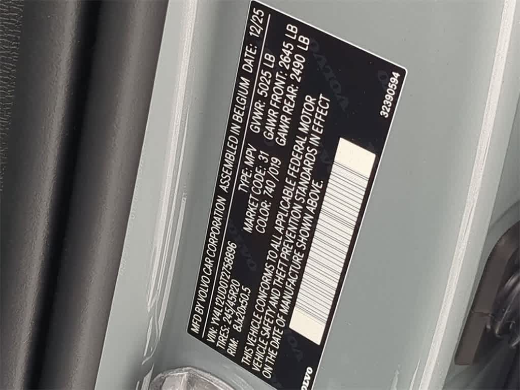 Thumbnail: 2026 Volvo XC40 - 35