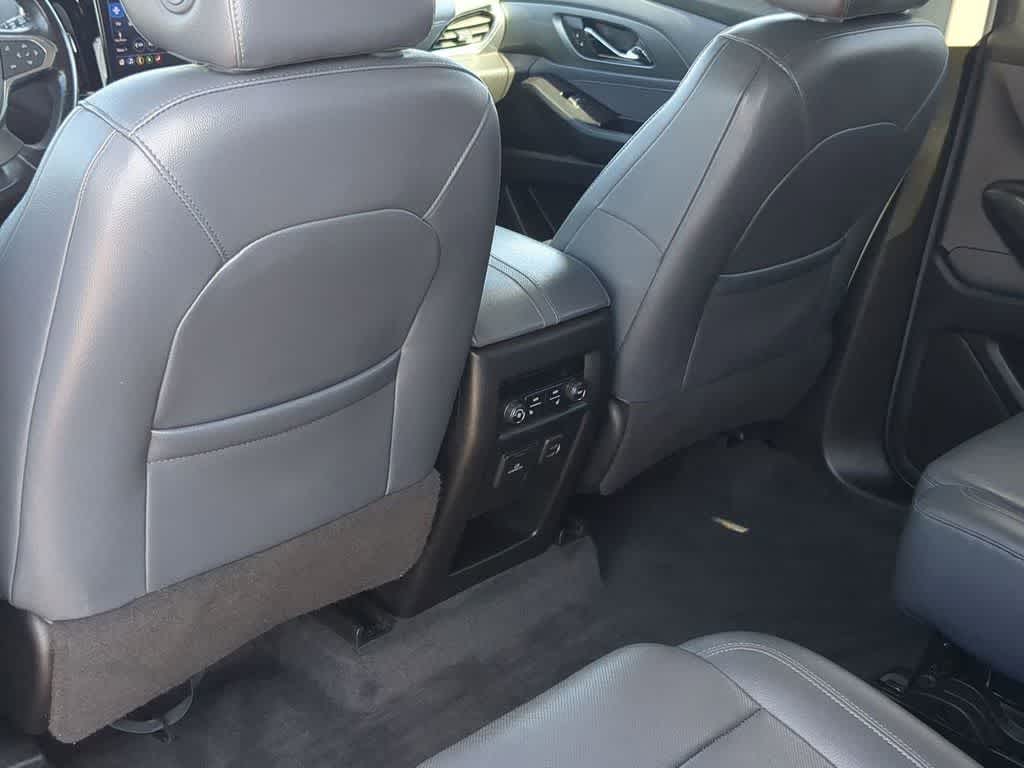 Thumbnail: 2020 Chevrolet Traverse - 17