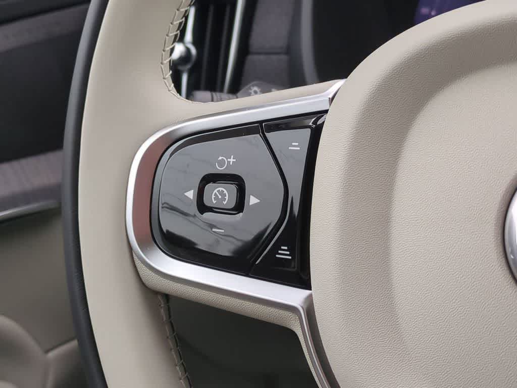 Thumbnail: 2026 Volvo XC90 - 23