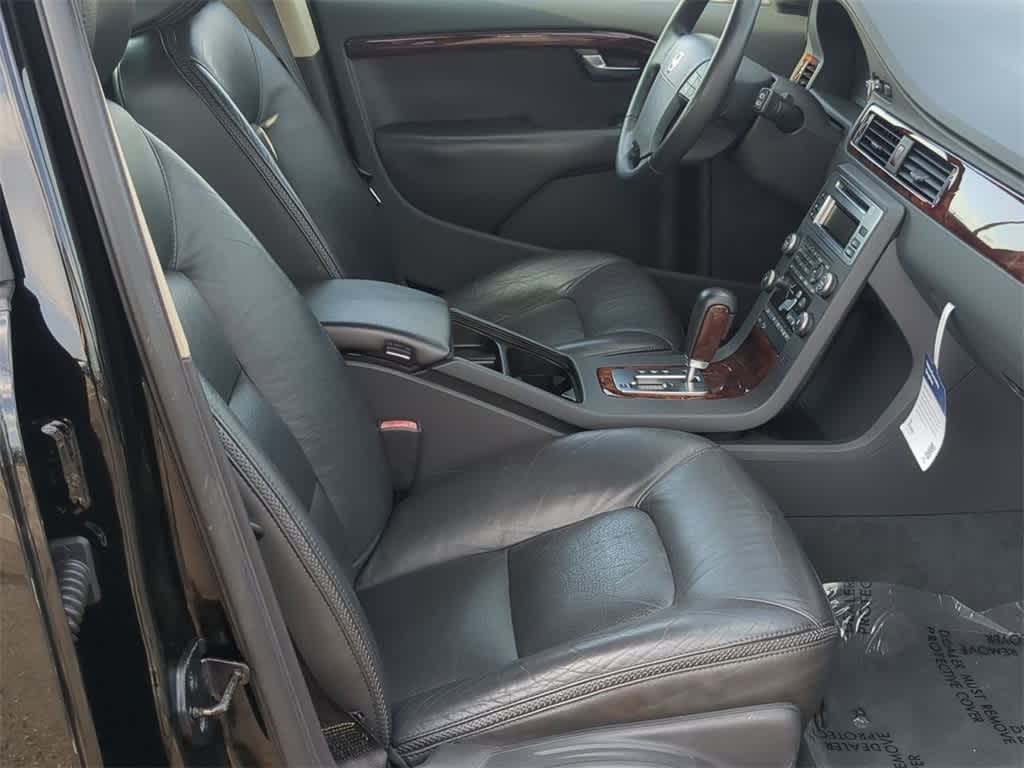 Thumbnail: 2008 Volvo XC70 - 20