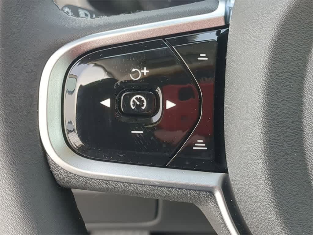 Thumbnail: 2026 Volvo XC90 - 15