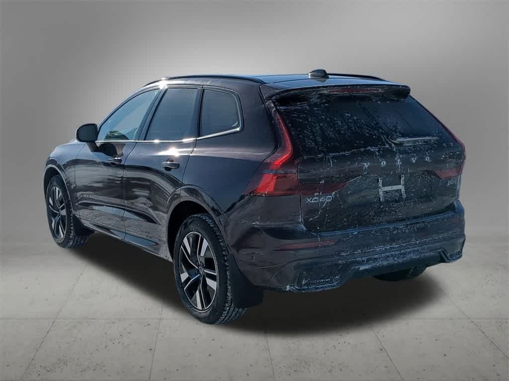 Thumbnail: 2026 Volvo XC60 - 4