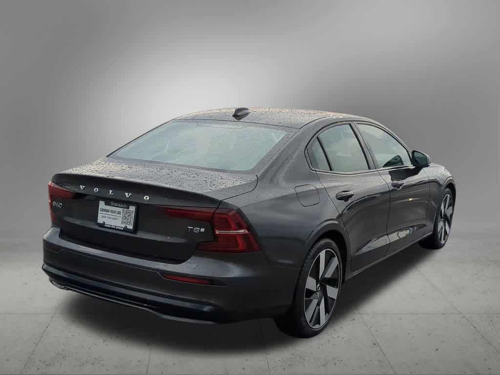 Thumbnail: 2025 Volvo S60 - 6