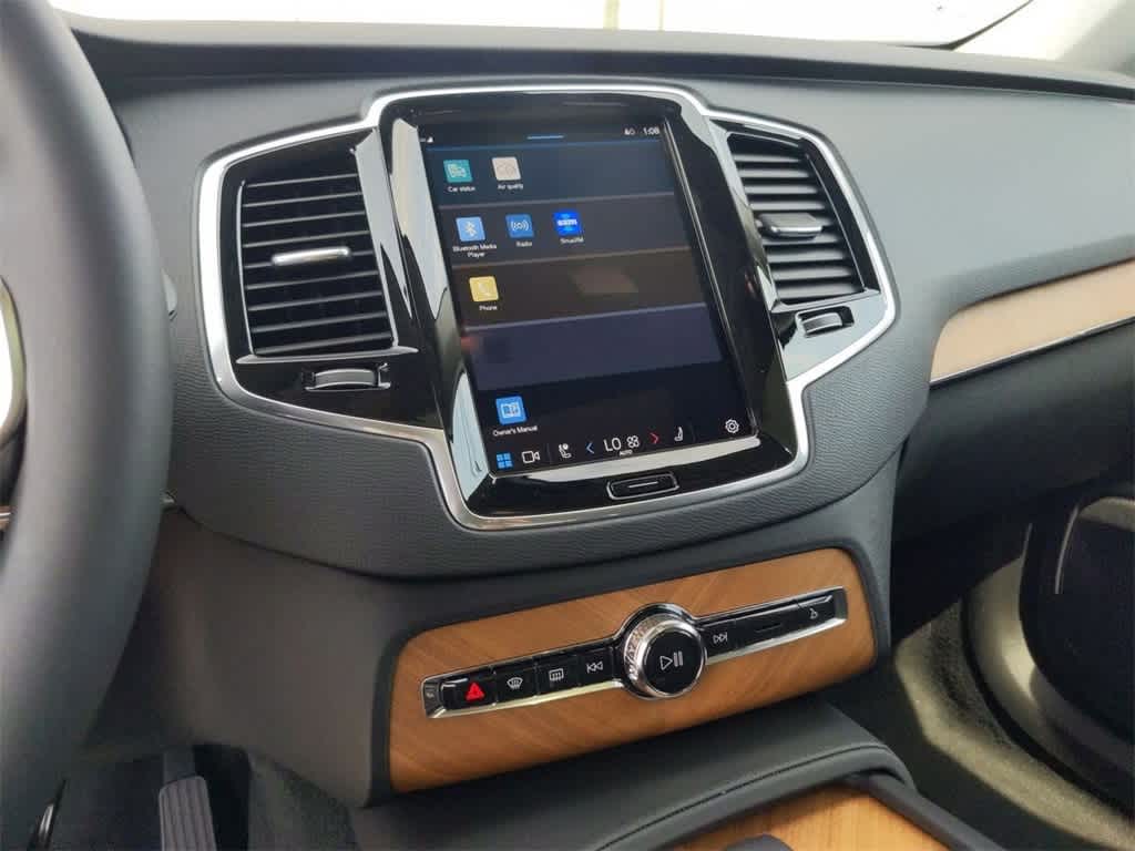 Thumbnail: 2025 Volvo XC90 - 21