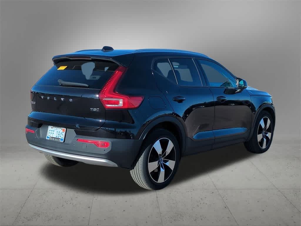 Thumbnail: 2020 Volvo XC40 - 5