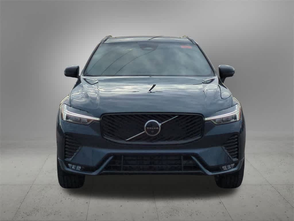 Thumbnail: 2026 Volvo XC60 - 9