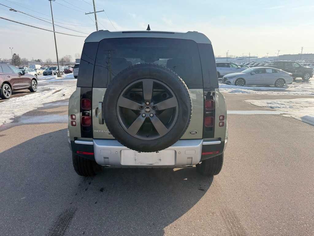 Used 2022 Land Rover Defender SE SUV