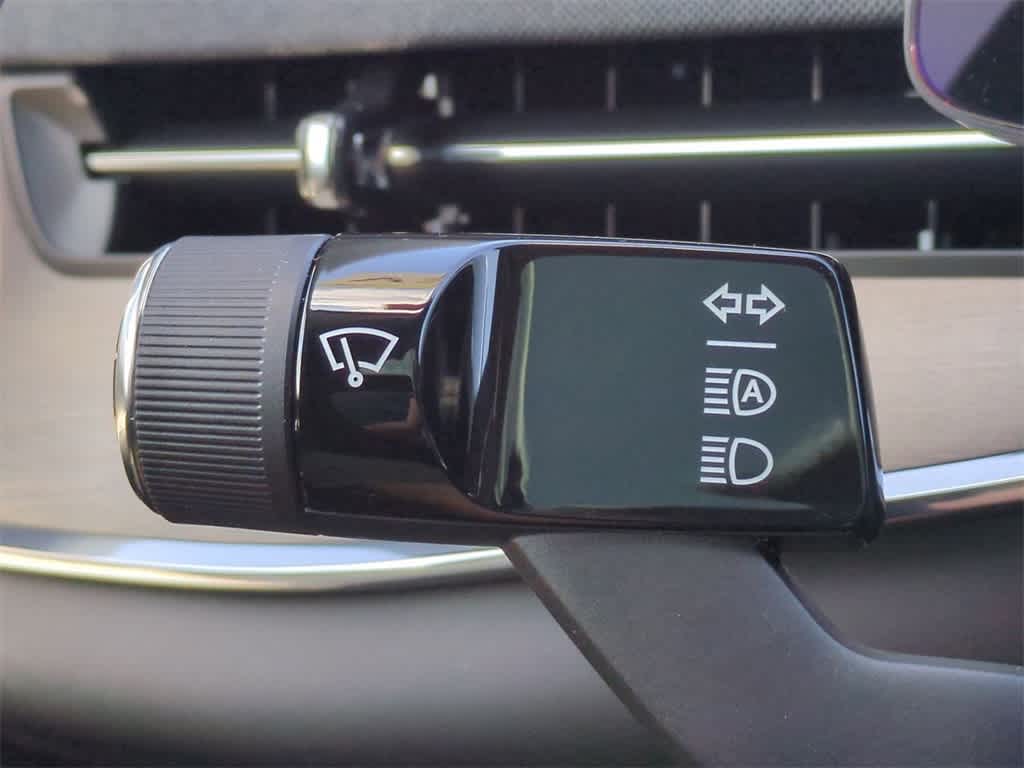 Thumbnail: 2025 Volvo EX90 - 25