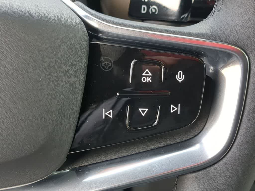 Thumbnail: 2026 Volvo EX90 - 25