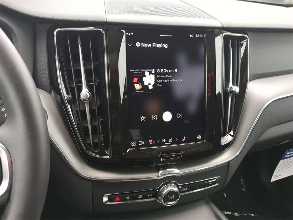 Thumbnail: 2025 Volvo XC60 - 26