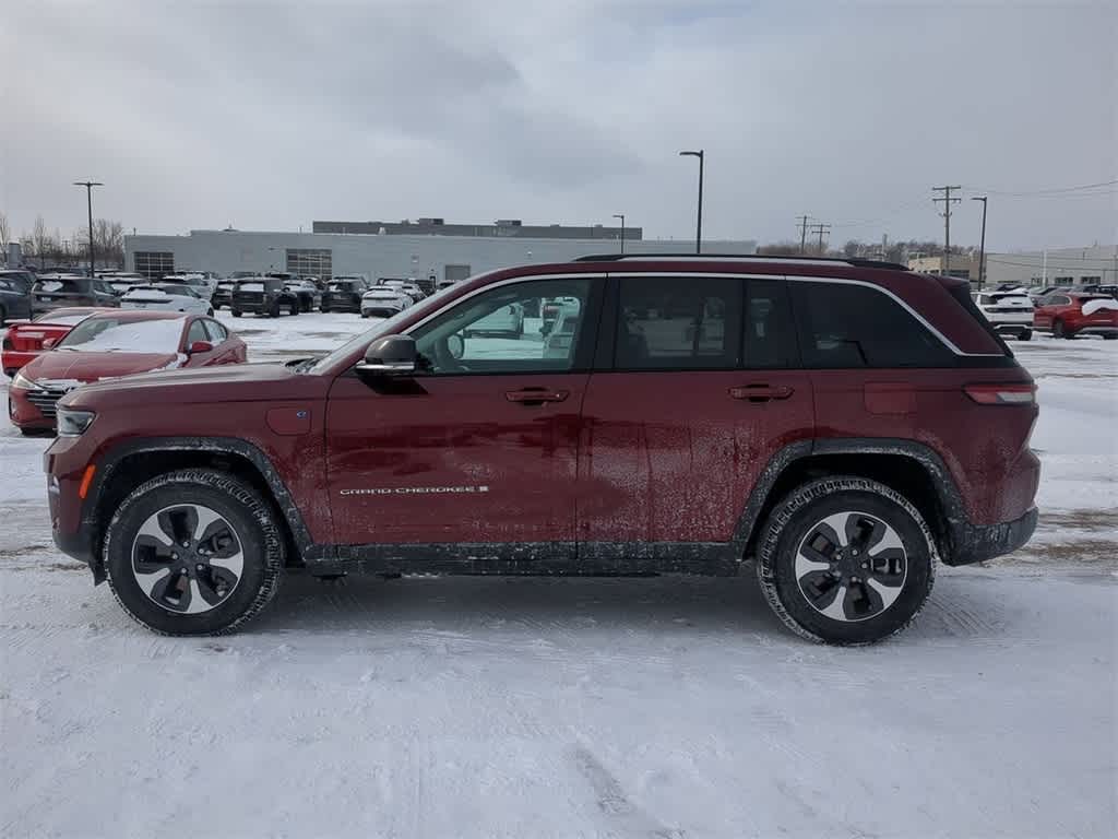 Thumbnail: 2024 Jeep Grand Cherokee - 3