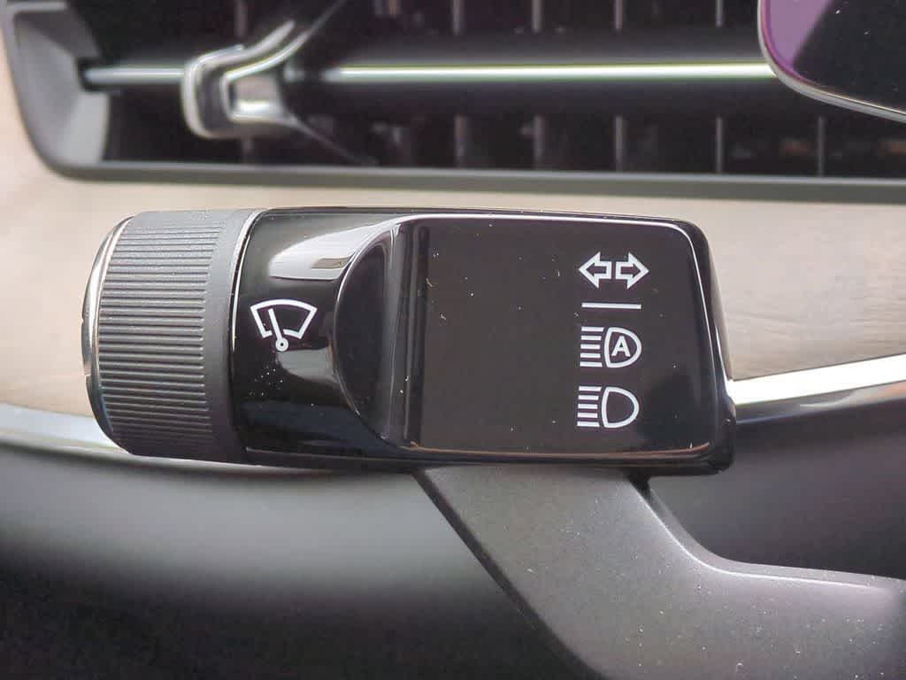 Thumbnail: 2025 Volvo EX90 - 27