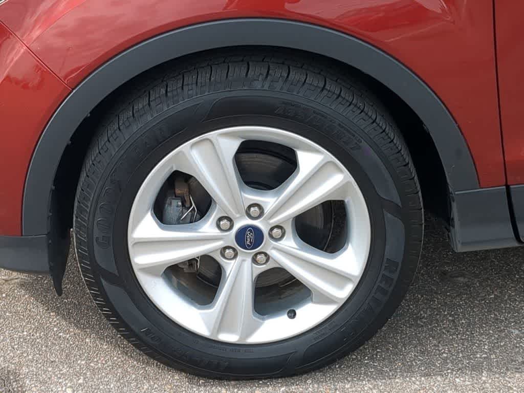 Thumbnail: 2016 Ford Escape - 13