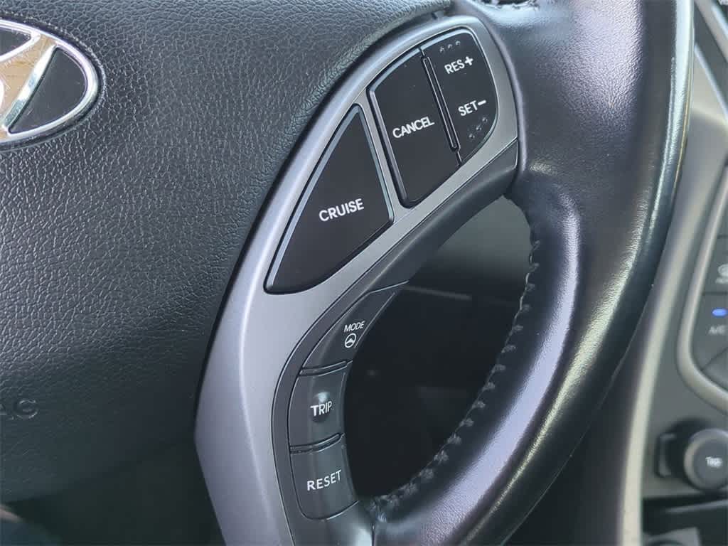 Thumbnail: 2015 Hyundai Elantra - 24