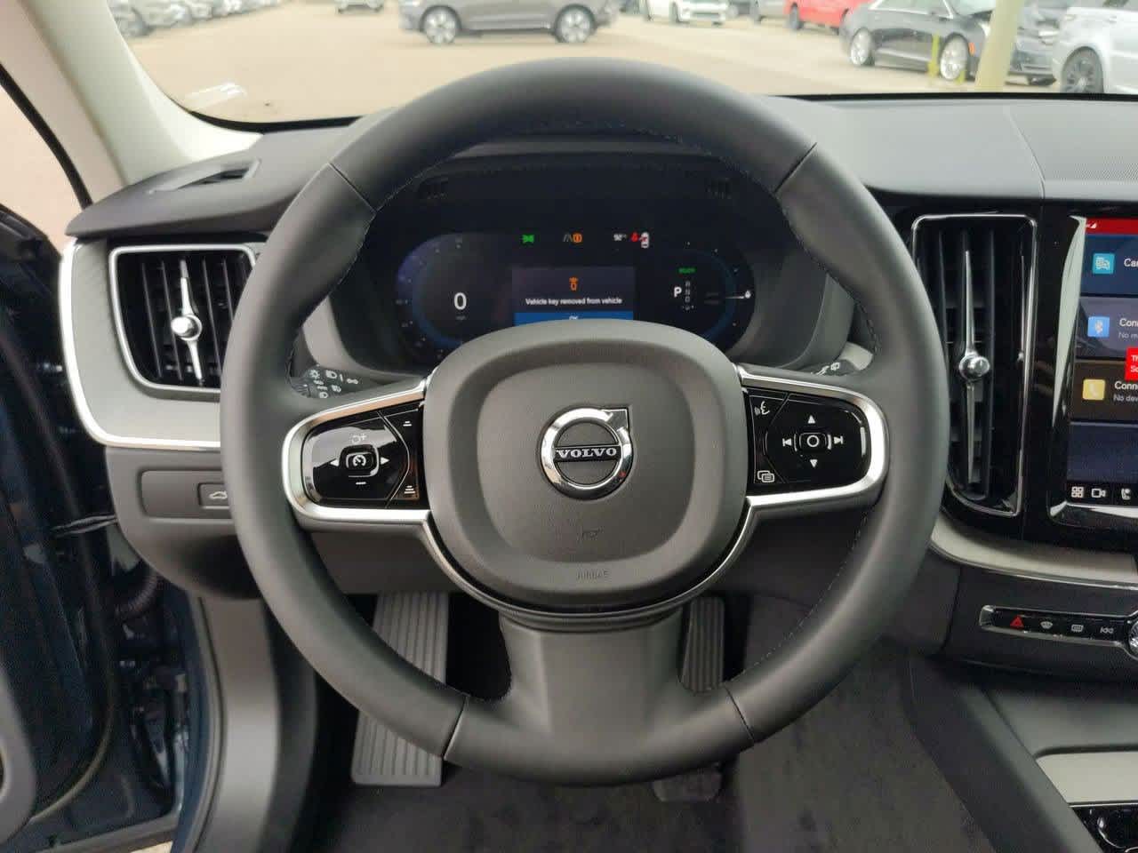 Thumbnail: 2025 Volvo XC60 - 20