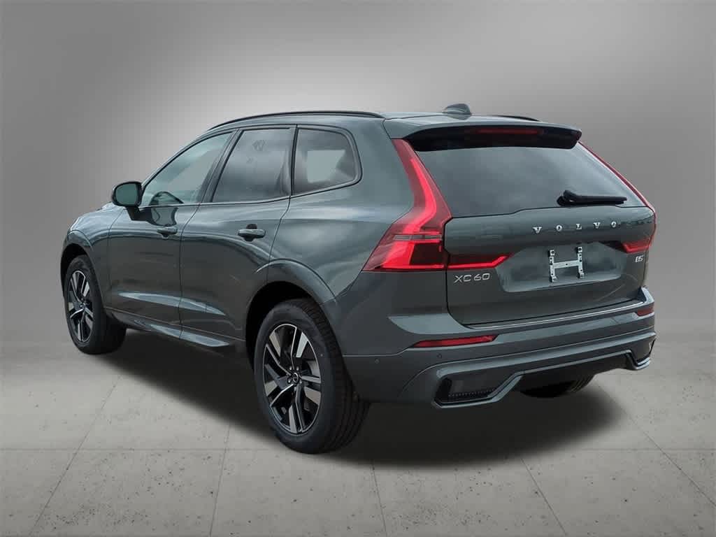 Thumbnail: 2026 Volvo XC60 - 4