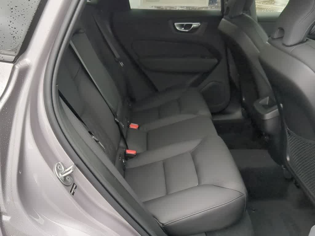 Thumbnail: 2026 Volvo XC60 - 19