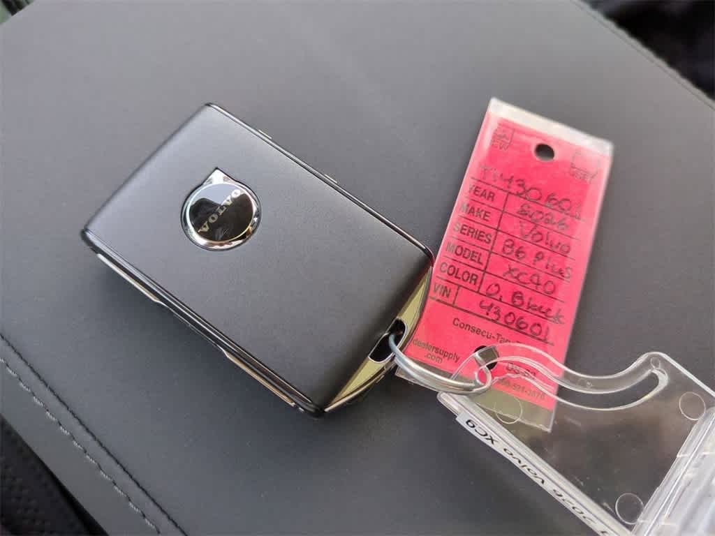 Thumbnail: 2026 Volvo XC90 - 33