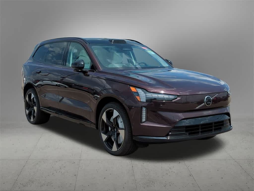 Thumbnail: 2025 Volvo EX90 - 8