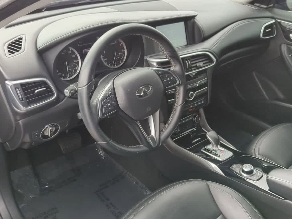 Thumbnail: 2018 INFINITI QX30 - 2