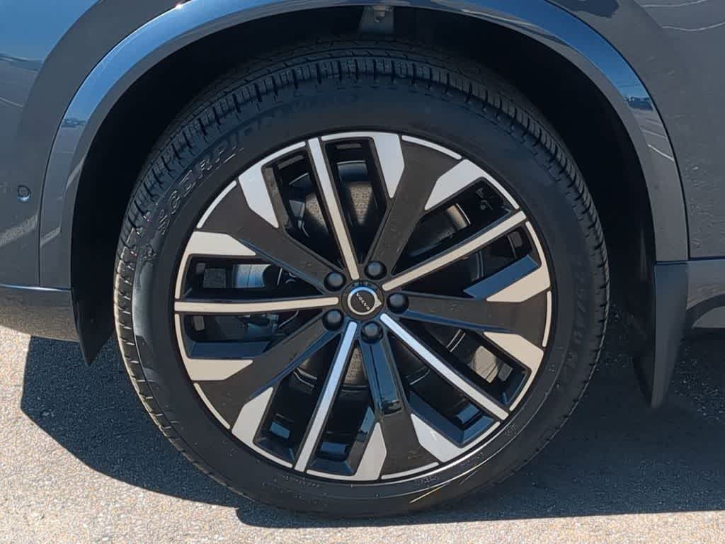 Thumbnail: 2026 Volvo XC90 - 13