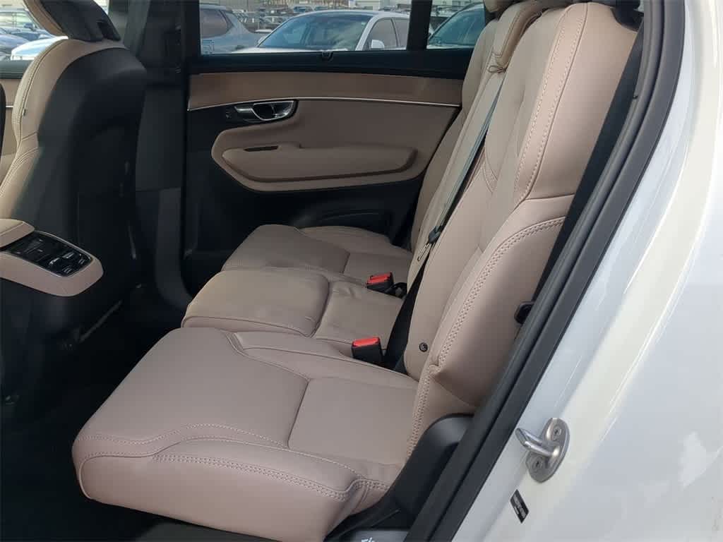 Thumbnail: 2026 Volvo XC90 - 18