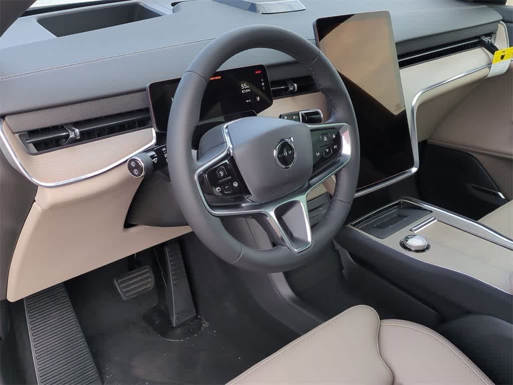 Thumbnail: 2025 Volvo EX90 - 2