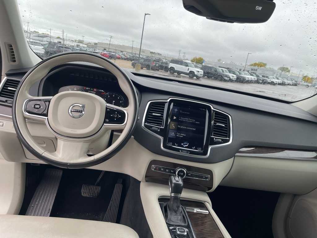 Thumbnail: 2016 Volvo XC90 - 18