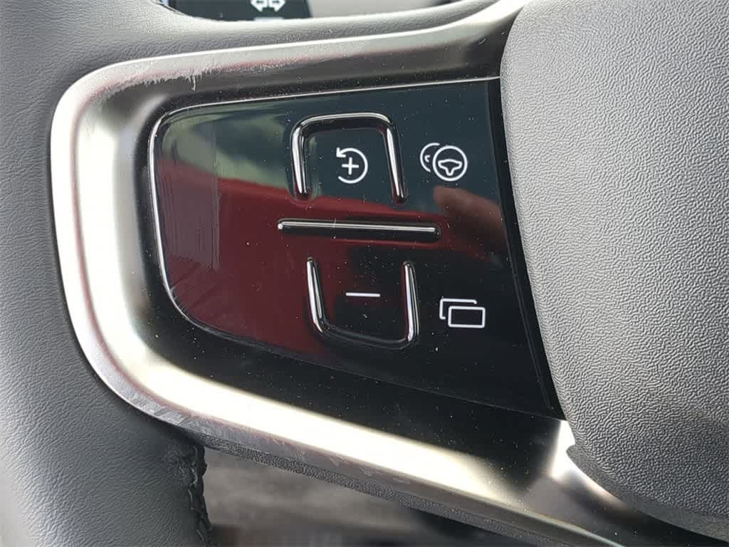 Thumbnail: 2026 Volvo EX30 - 22